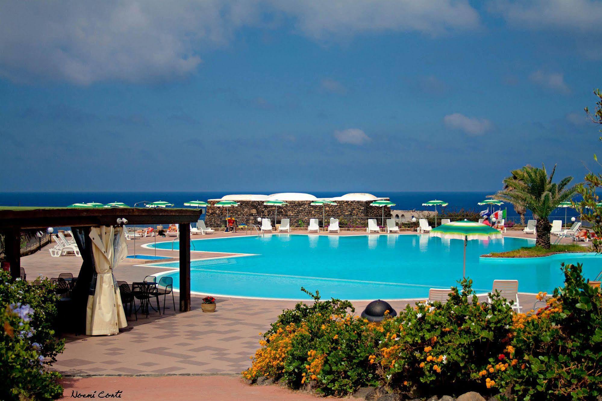 Suvaki Resort Madonna Delle Grazie Extérieur photo